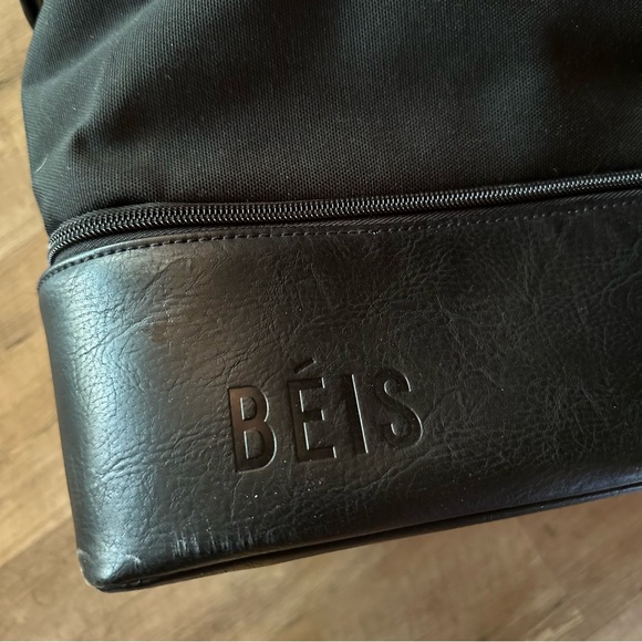 BEIS Mini Weekender - Picture 12 of 12